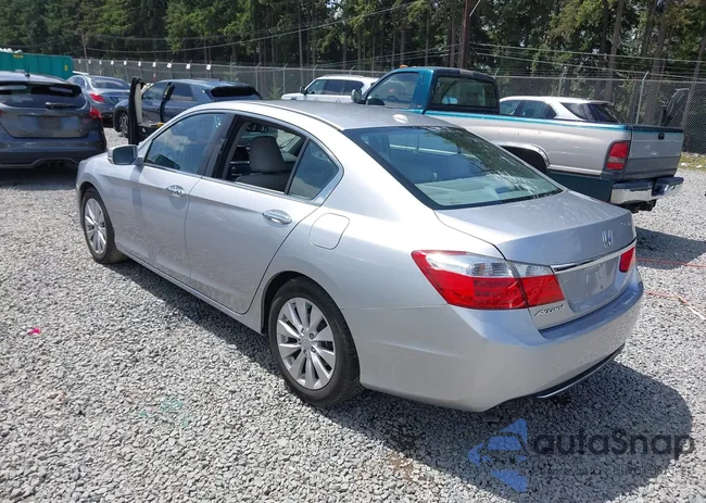 1HGCR2F87EA275217: 42495233