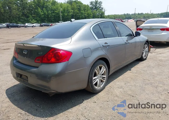 JN1CV6AP4CM627068: 42494332