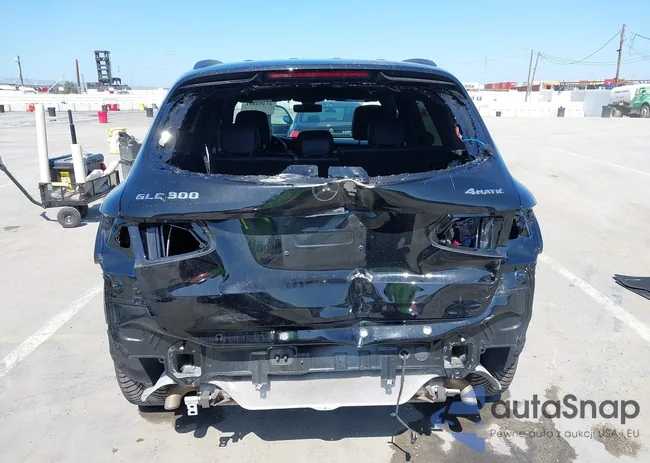 W1N0G8EB1MG007596: 42494401