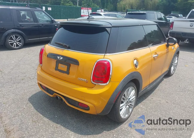 WMWXP7C50F2A58777: 42494572