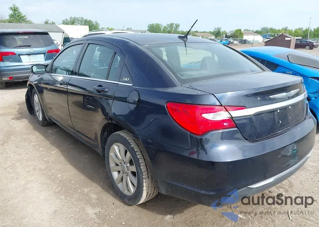 1C3CCBBB6CN283496: 42494672