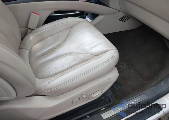 2LMPJ8KR5JBL48639: 42495830