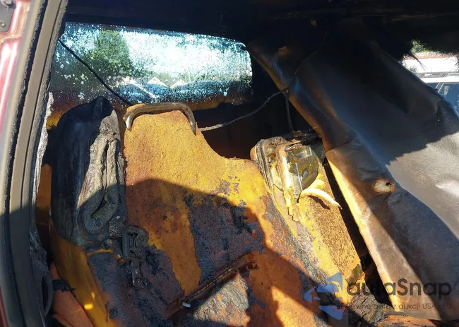 3B7HC13Y01M509070: 42496174