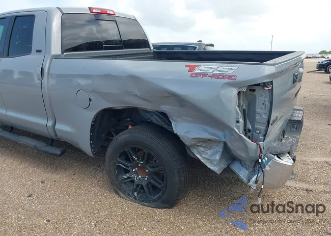 5TFUW5F16KX861805: 42495307