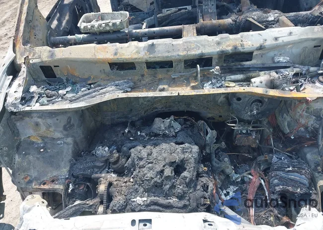 2C4RDGDG8DR727636: 42495402