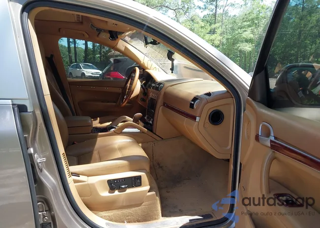 WP1AB29P06LA60134: 42495518