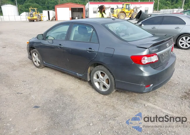 2T1BU4EE1BC679049: 42496749