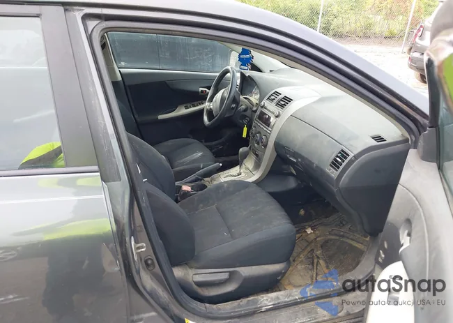 2T1BU4EE1BC679049: 42496749