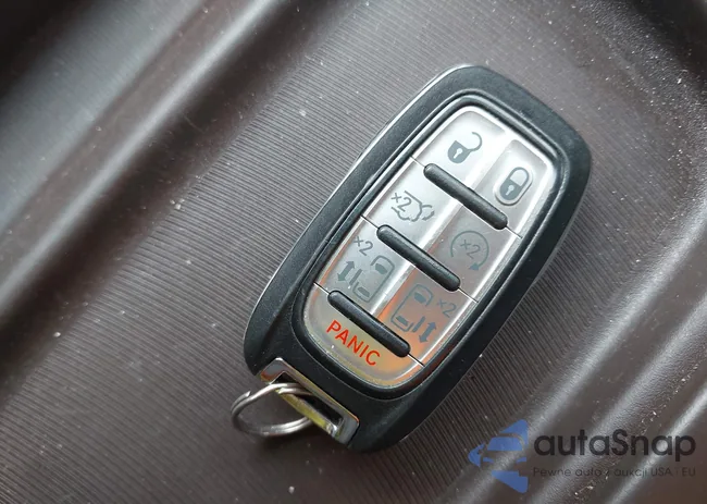 2C4RC1BG3JR127315: 42496803