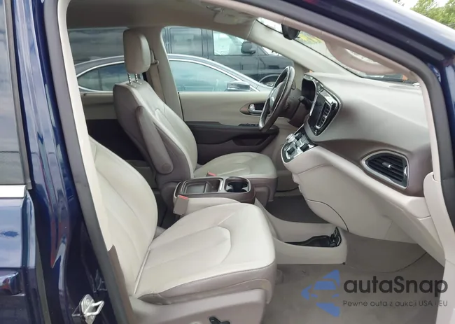 2C4RC1BG3JR127315: 42496803