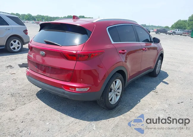 KNDPMCAC5H7032152: 42496824