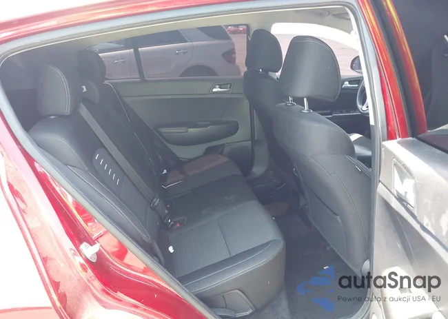 KNDPMCAC5H7032152: 42496824