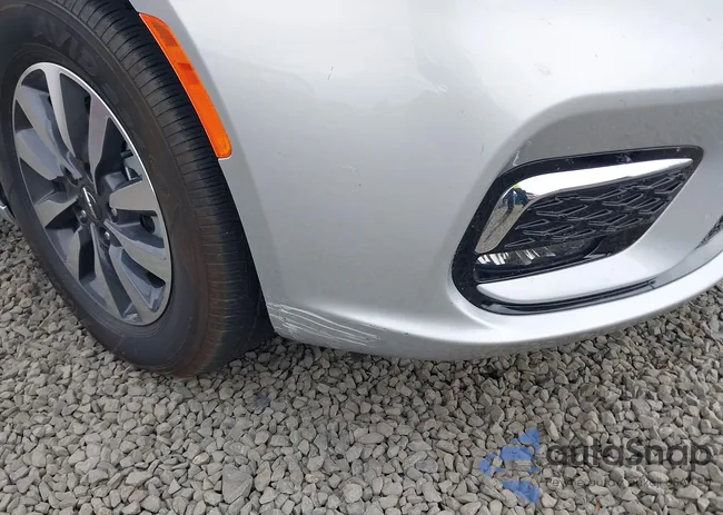 2C4RC1S75RR156715: 42496843