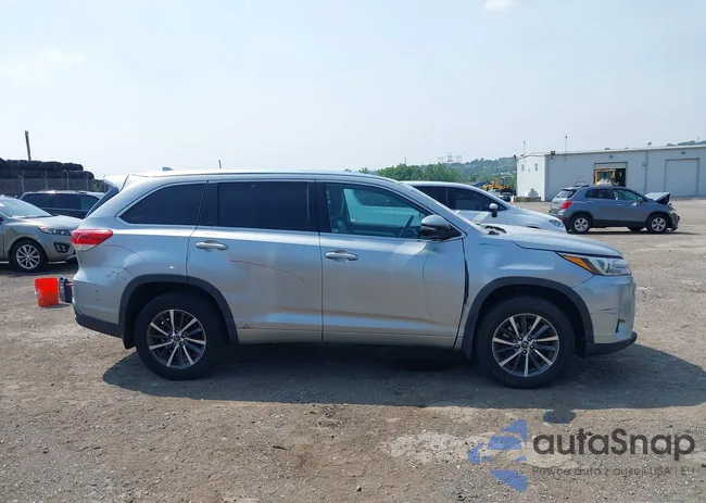 5TDJZRFHXJS822640: 42497104