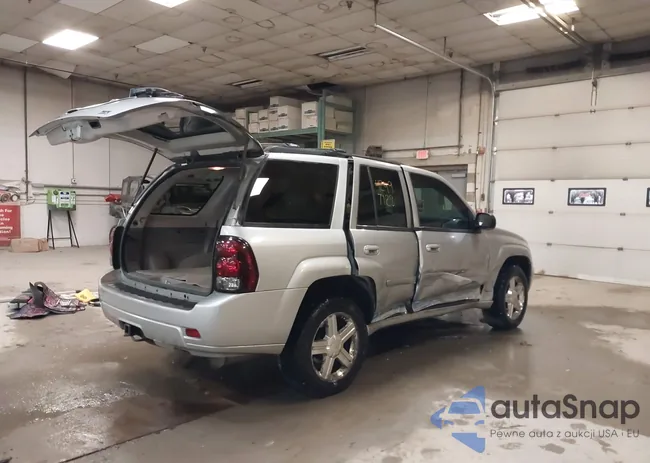 1GNDT13S472137511: 42497128