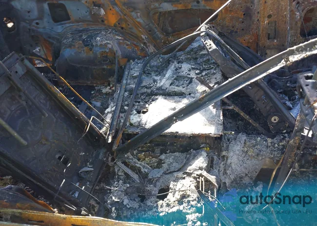 3VV2B7AX5LM166752: 42497180