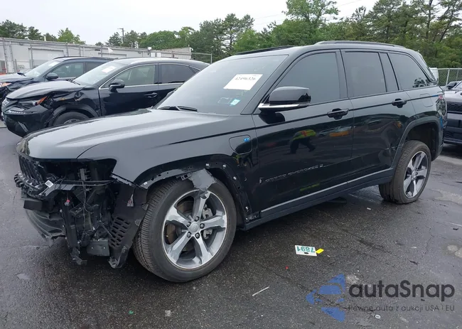 1C4RJYB62PC582194: 42496326