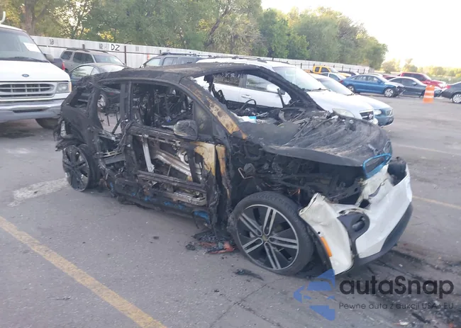 WBY1Z4C52FV504620: 42496420