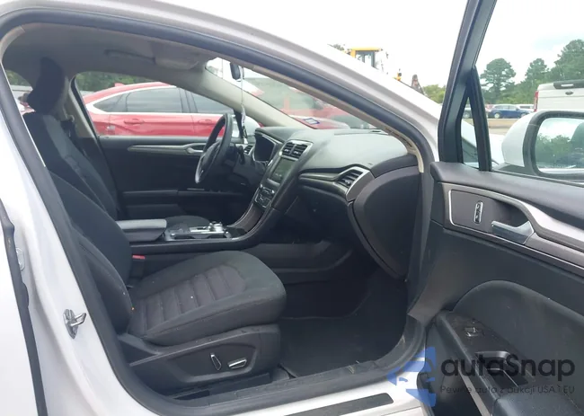 3FA6P0HD3HR109812: 42496552