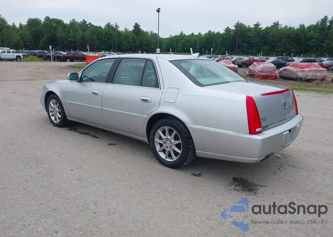 1G6KD5EY9AU138318: 42497724