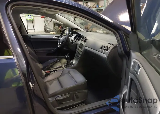 3VWFA7AU5FM520604: 42497726