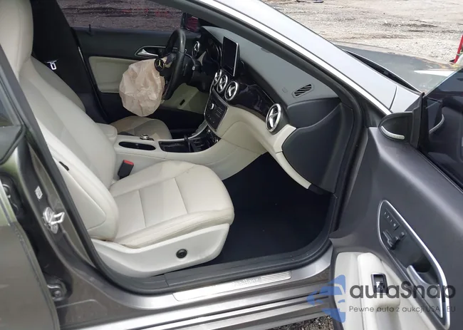 WDDSJ4EBXFN250242: 42497814