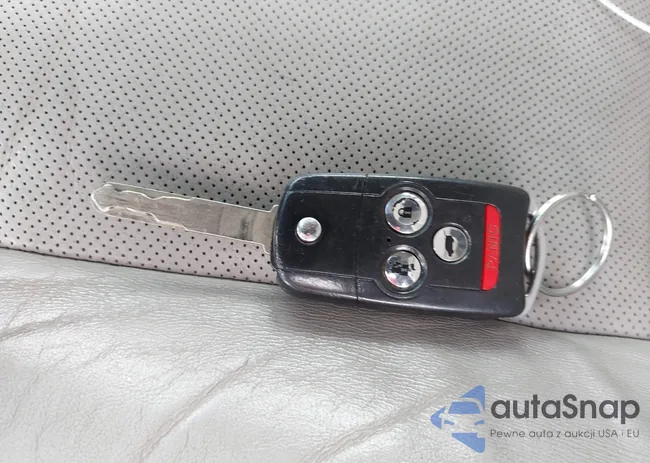 2HNYD2H57BH543762: 42497914