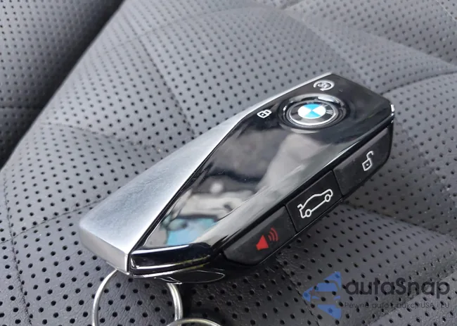 5UX23EM03S9Z89867: 42498027