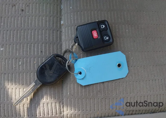 1FMEU51E88UA37704: 42498171