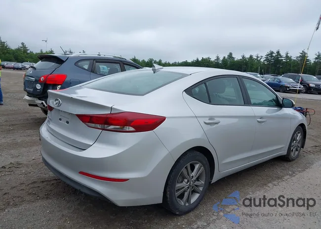 5NPD84LF3HH133156: 42498233