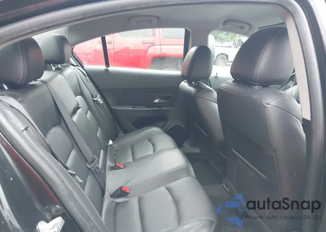 1G1PE5SB6E7399211: 42497310