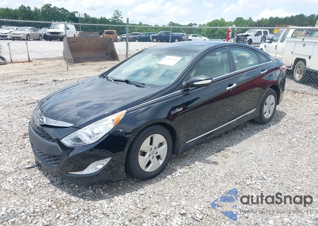 KMHEC4A47CA032721: 42497333