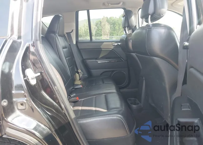 1J4NF5FBXBD225672: 42497561