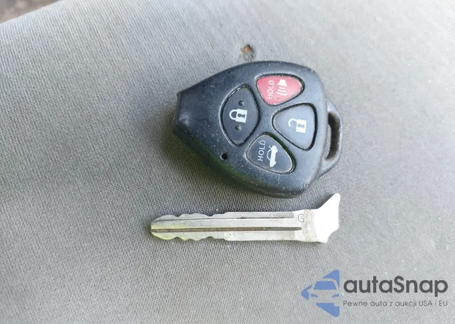 2T1BU4EE4CC767319: 42497565