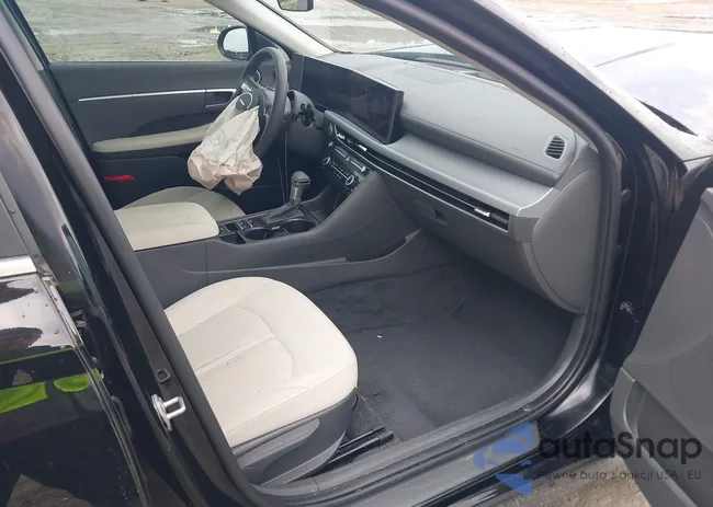 KMHL24JAXSA428379: 42497568