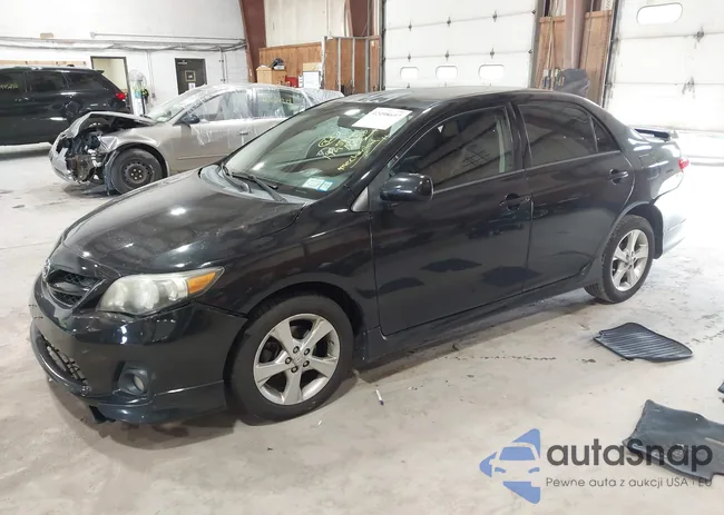 2T1BU4EE2DC966841: 42498697