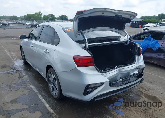 3KPF24ADXME269696: 42498767