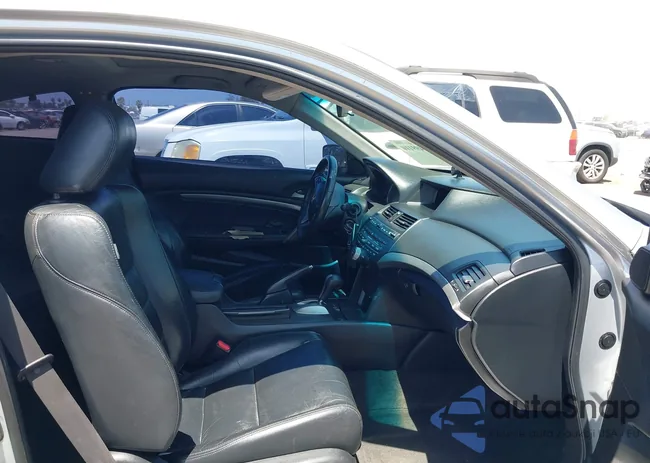 1HGCS22898A013066: 42499110