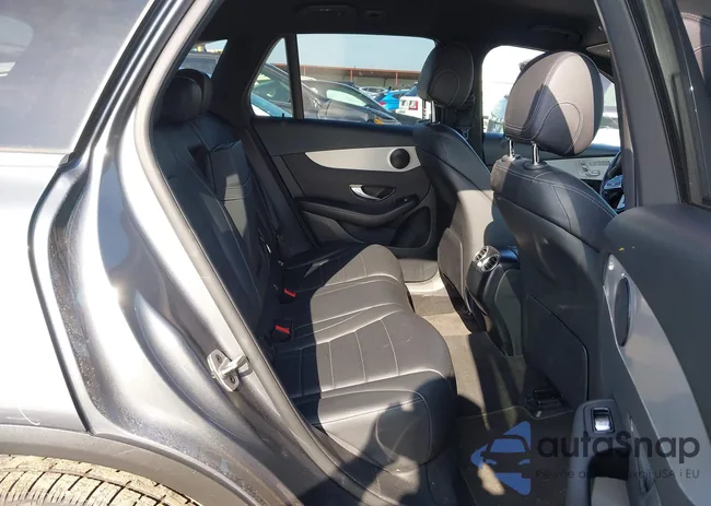 W1N0G8DB9NV331605: 42499187