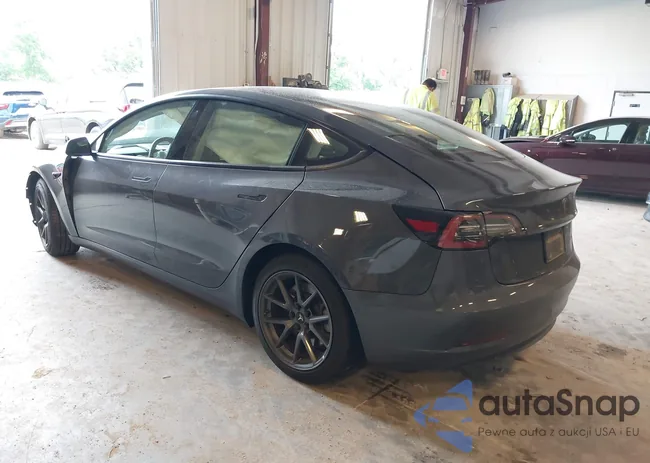 5YJ3E1EB7MF869300: 42499203