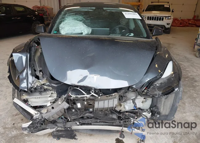 5YJ3E1EB7MF869300: 42499203