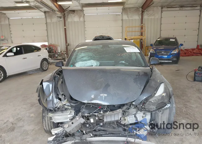 5YJ3E1EB7MF869300: 42499203