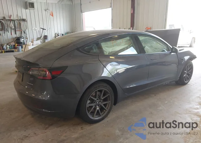 5YJ3E1EB7MF869300: 42499203