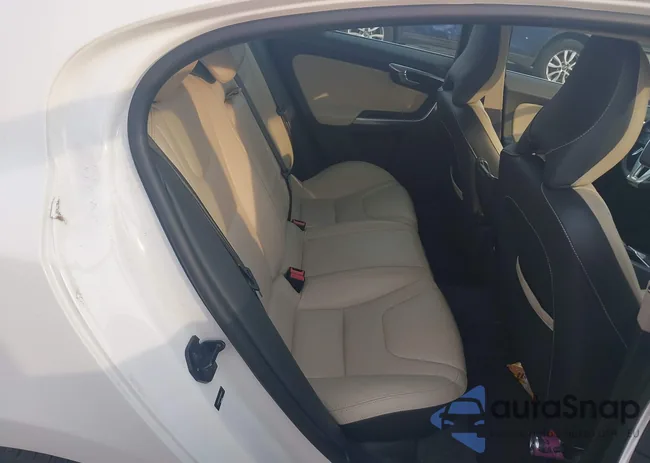 YV1612FS1D2180461: 42498316