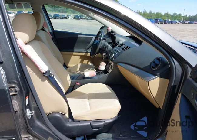 JM1BL1SG0A1314453: 42498448