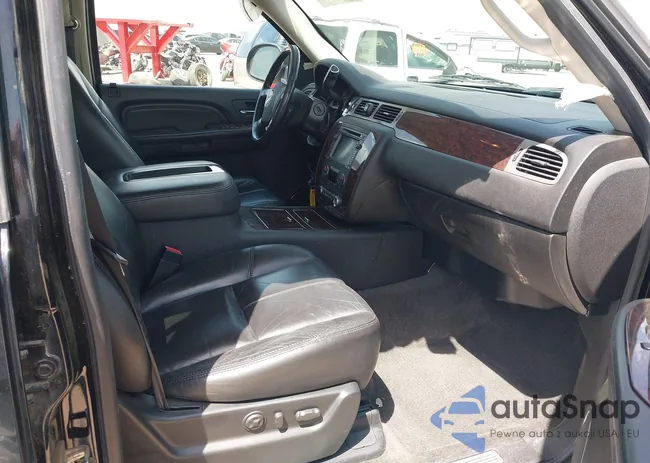 1GKFK66848J196801: 42498567