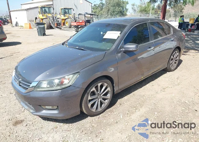 1HGCR2F79DA055051: 42499901