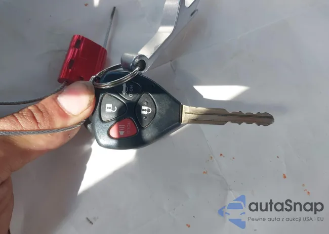 4T1BF3EK8BU660667: 42499946