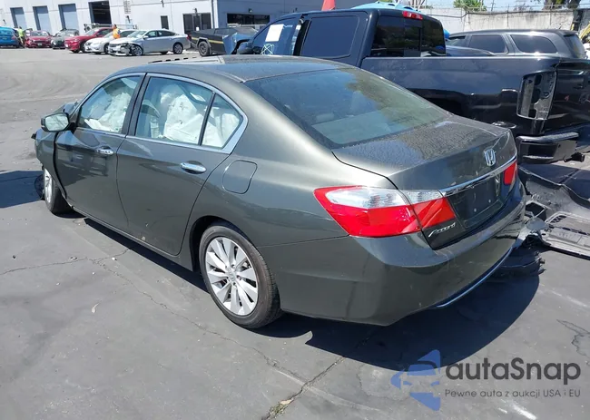 1HGCR2F79FA031545: 42500054