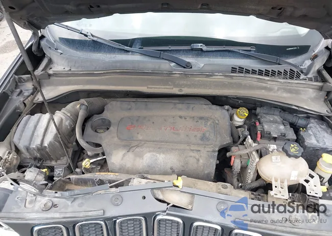 ZACCJBBB6HPF15353: 42500102